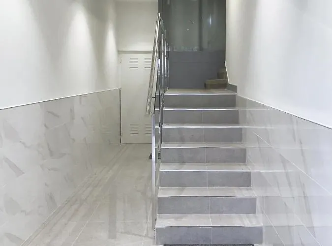 Loft Industrial Con Cine Y Diseno