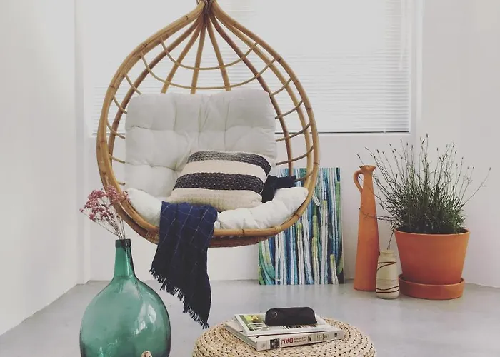 Loft Industrial Con Cine Y Diseno